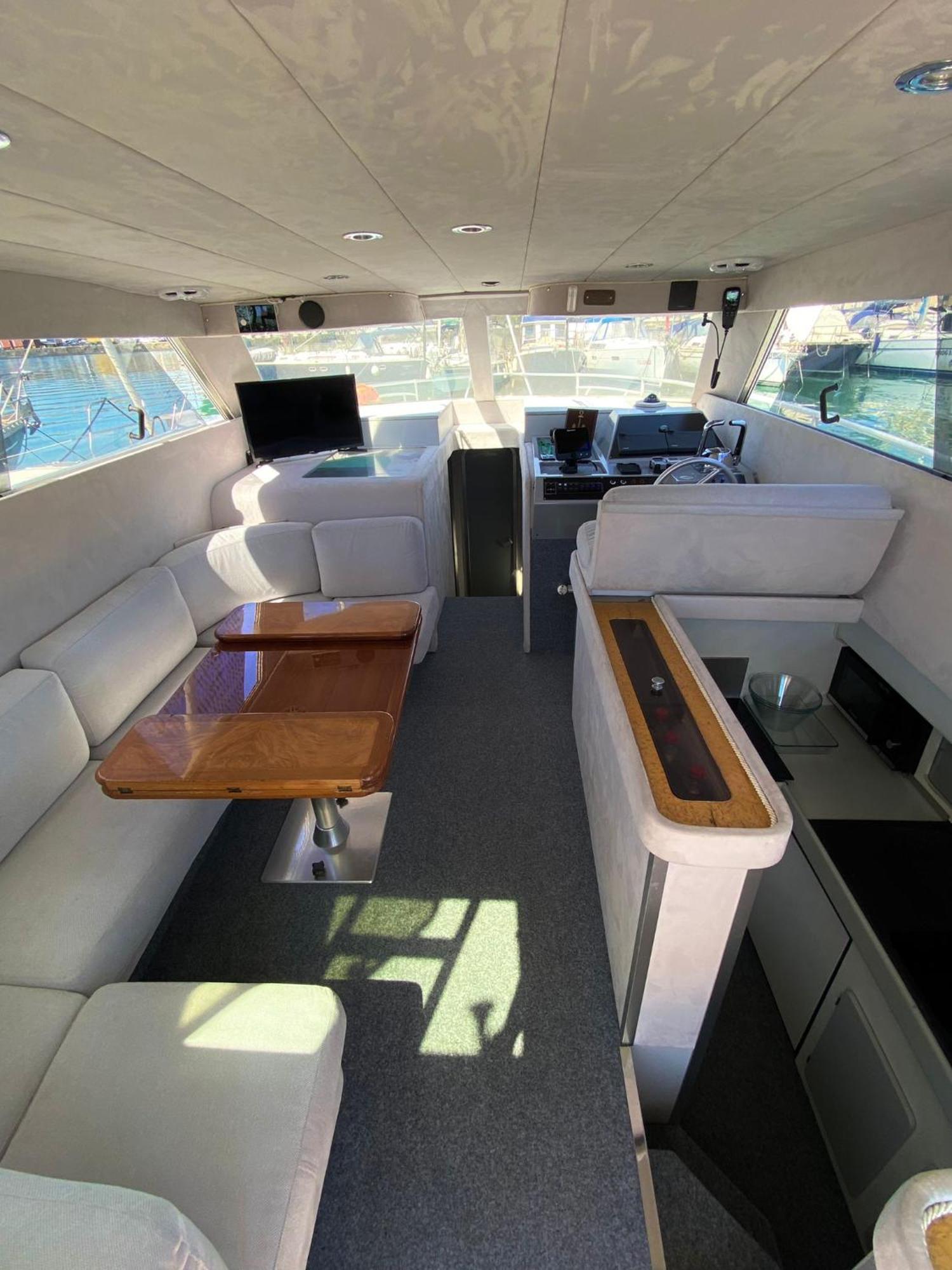 Hotel She'S Mine Yacht CTA Exterior foto